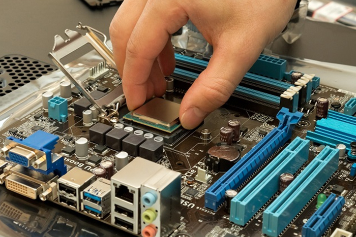 Motherboard Chip-Level Service
